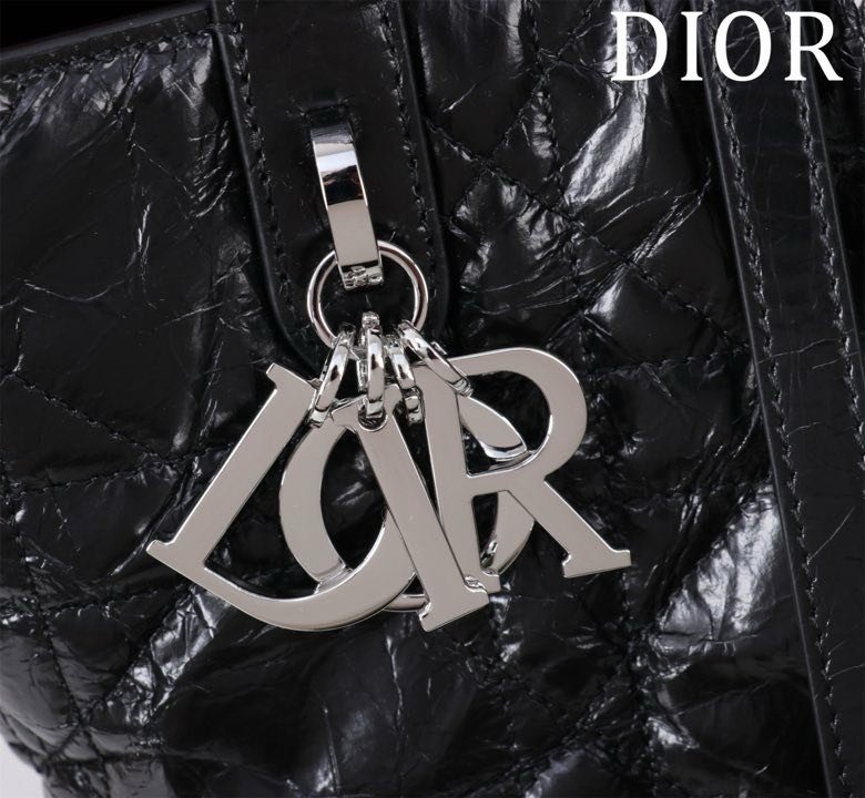 Сумка кожаная Dior Toujours 18 см фото 7