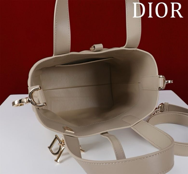 Сумка шкіряна Dior Toujours 18 см фото 7