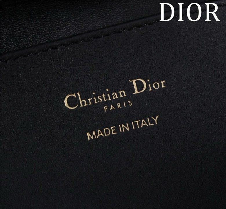 Сумка кожаная Dior Toujours 18 см фото 8