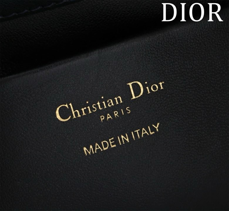 Сумка кожаная Dior Toujours 18 см фото 8