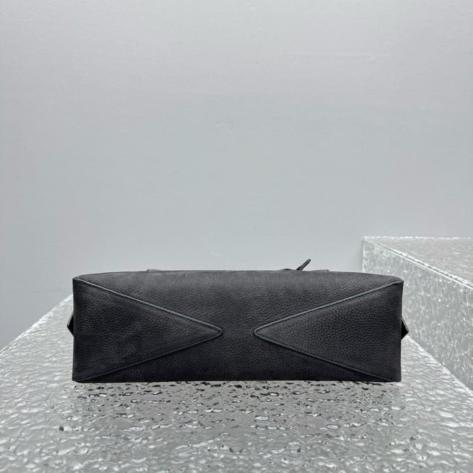 A bag leather ᒪE TEᑕKEᒪ 32 cm фото 2