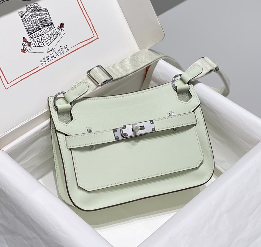 Сумка кожаная Evercolor Jypsiere crossbody 23 см