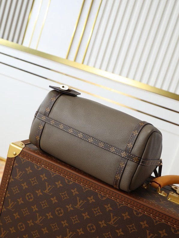 Сумка кожаная EXPRESS 26 см фото 3