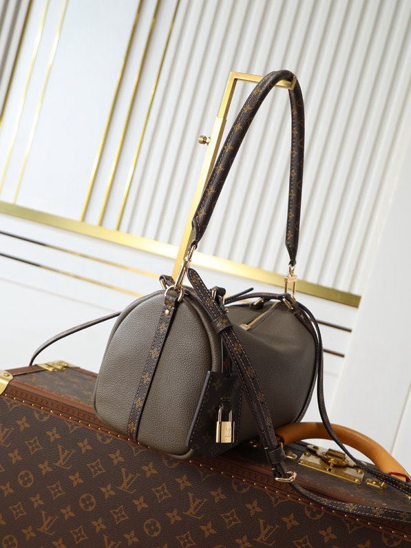 Сумка кожаная EXPRESS 26 см фото 9