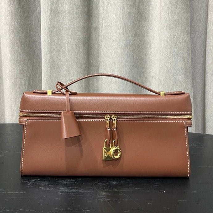 Сумка кожаная Extra Clutch L29