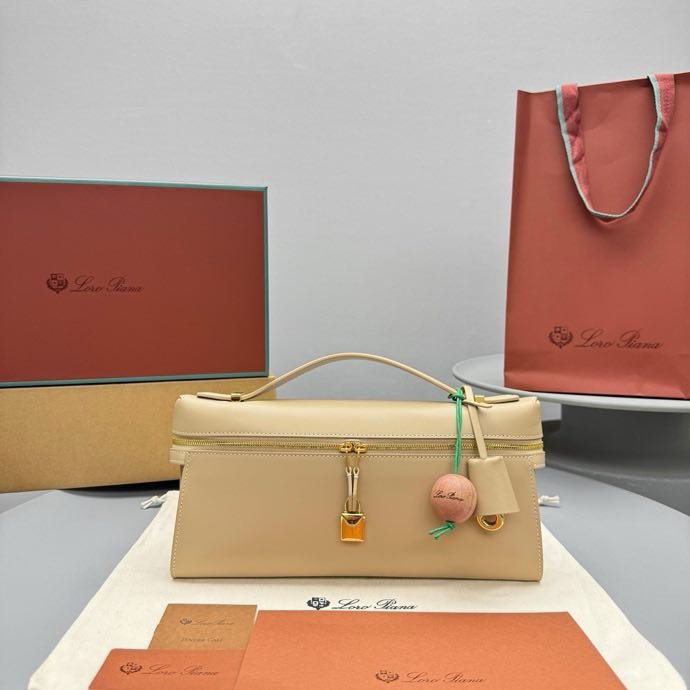 Сумка шкіряна Extra Clutch L29