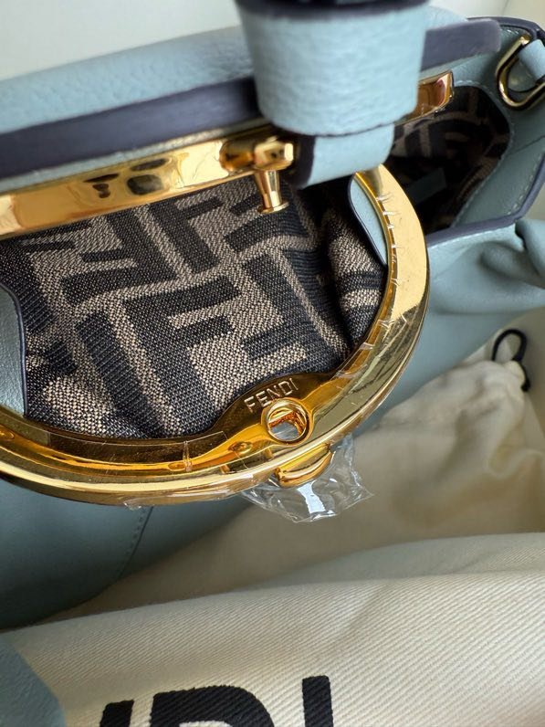 Сумка шкіряна FENDI Spy Small 32 см фото 2