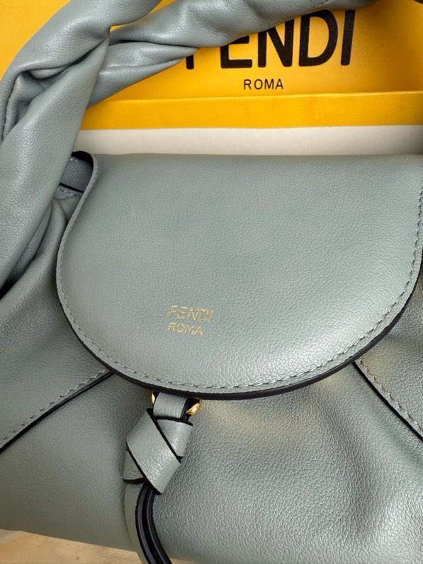 Сумка шкіряна FENDI Spy Small 32 см фото 6