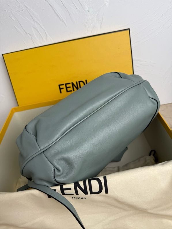 Сумка шкіряна FENDI Spy Small 32 см фото 7