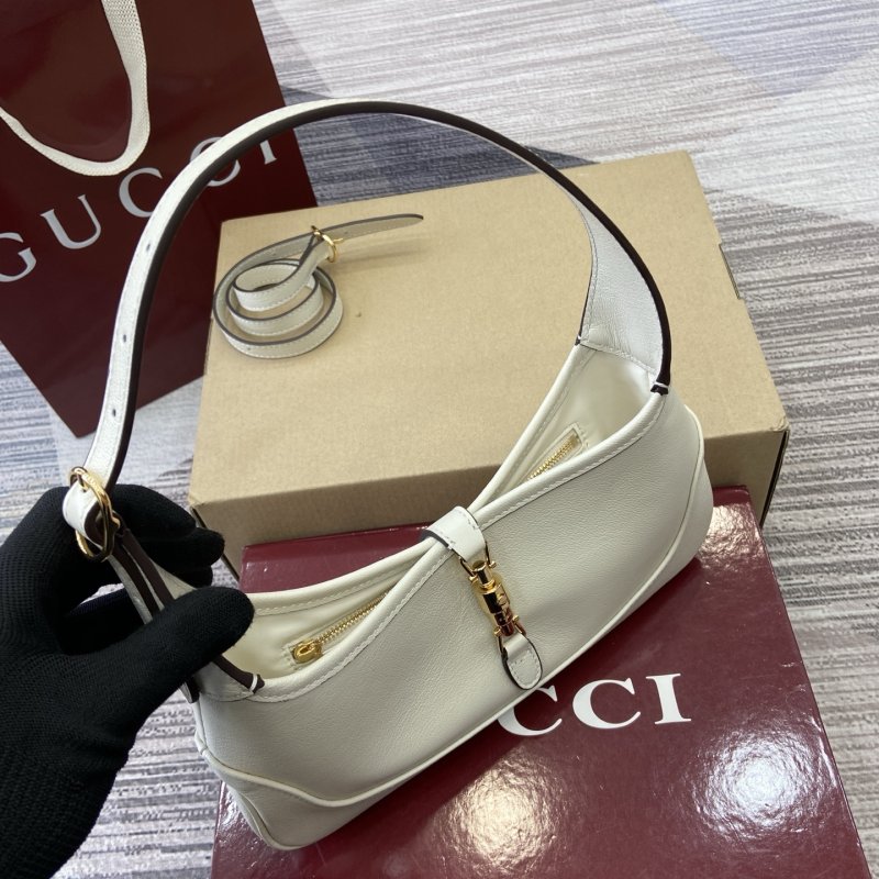 Сумка кожаная Gucci Demna 27 см фото 5