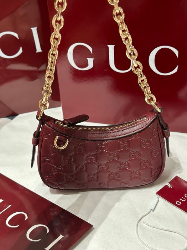 A bag leather Gucci Rosso Ancora 19 cm