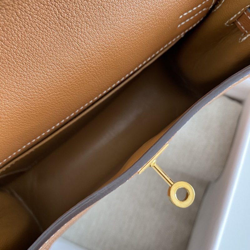 Сумка кожаная Kelly danse II Gold 22 см фото 5