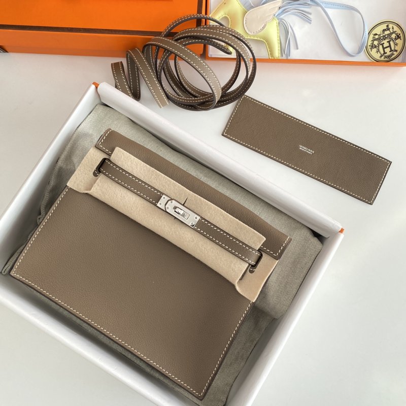 Сумка кожаная Kelly danse II Silver 22 см