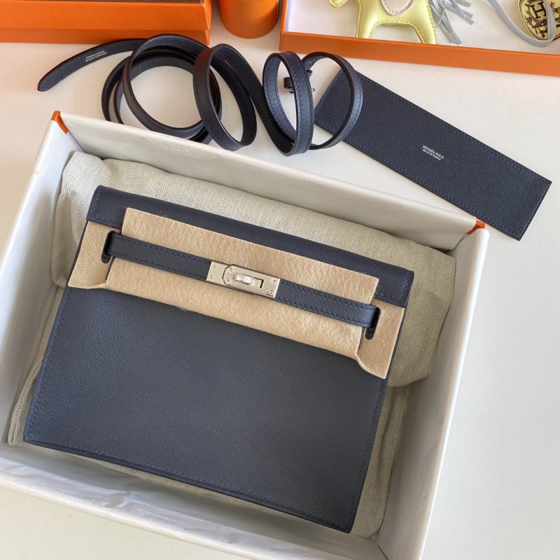 Сумка кожаная Kelly danse II Silver 22 см