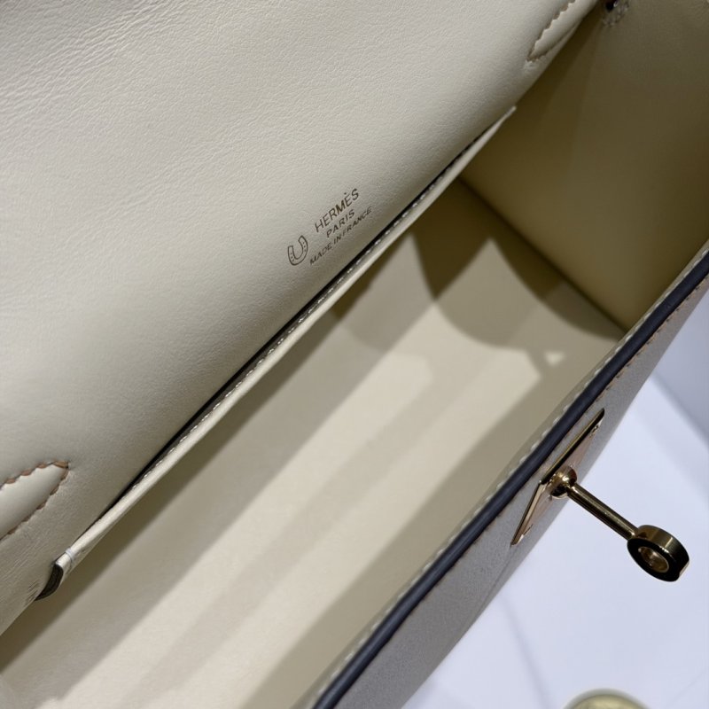 A bag leather Kelly Pochett Swift 22 cm фото 6