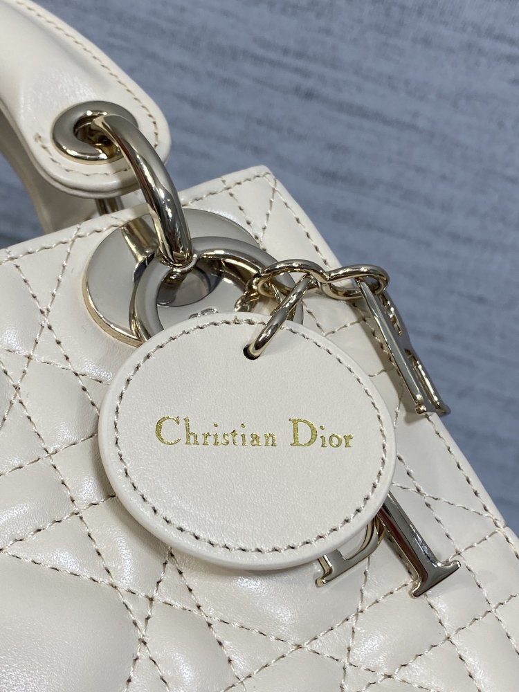 Сумка шкіряна Lady Dior 17 см фото 4