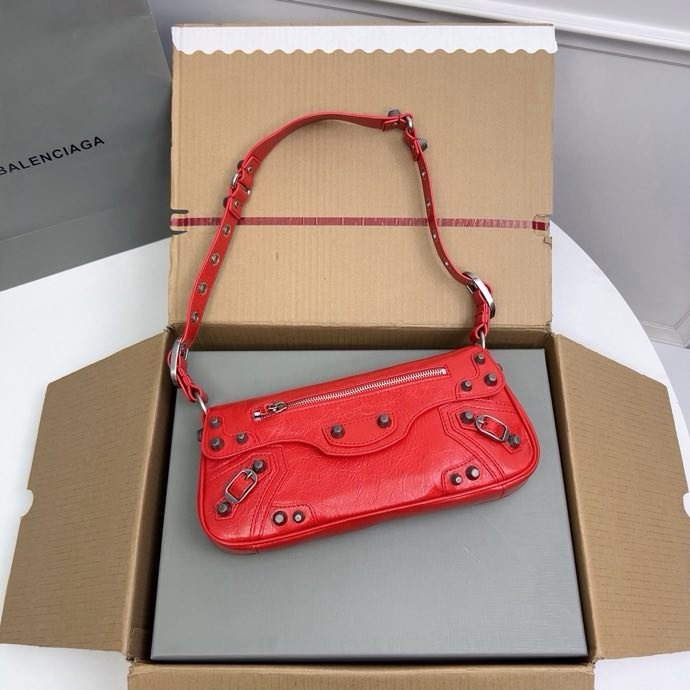 Сумка кожаная Le Cagole 30 см