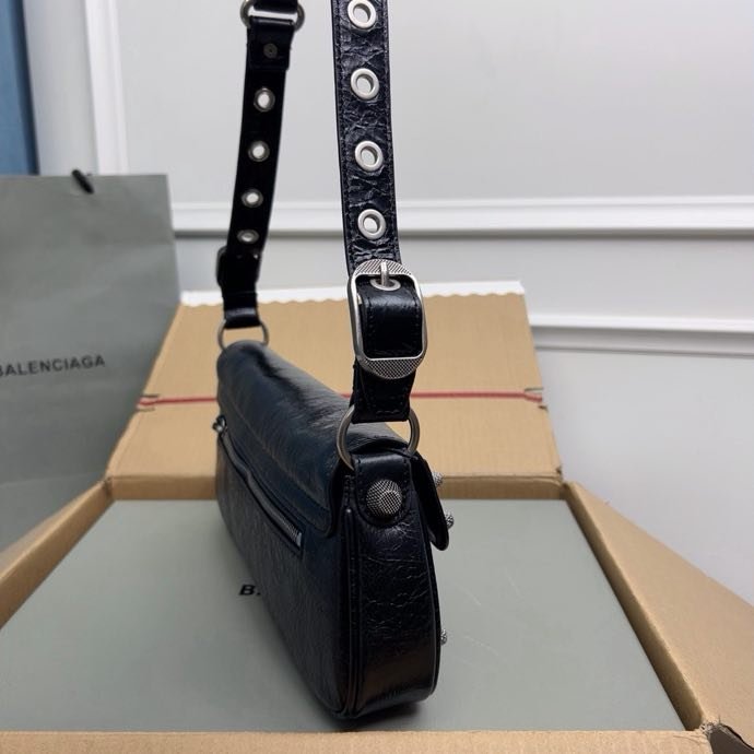 Сумка кожаная Le Cagole 30 см фото 6