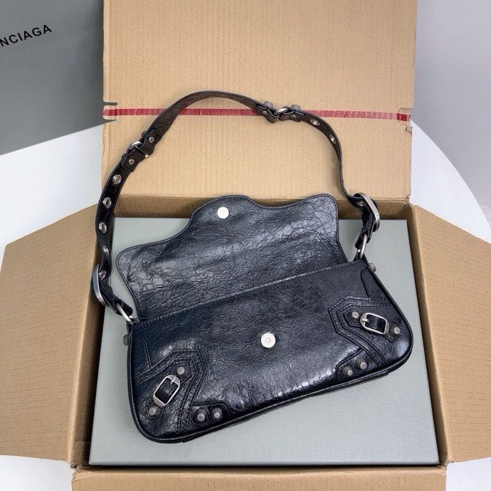 Сумка кожаная Le Cagole 30 см фото 8