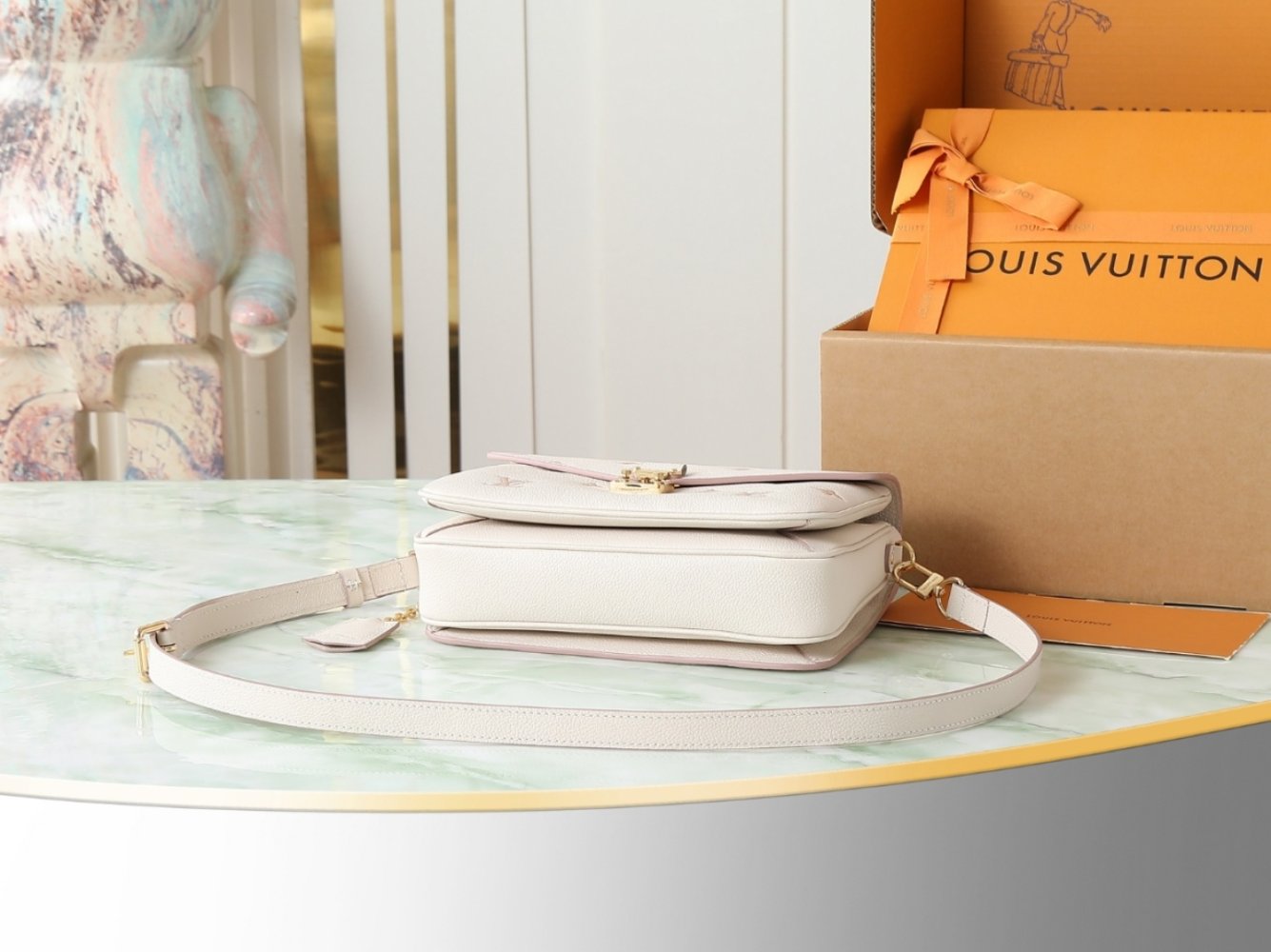 Сумка шкіряна Metis Pouch 23 см фото 4