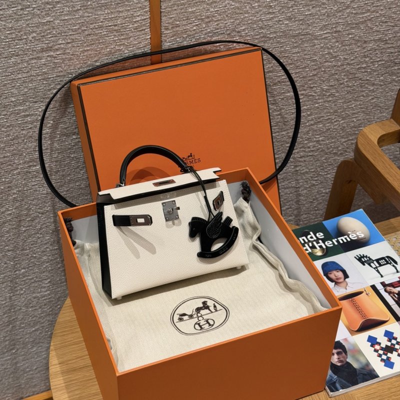 Сумка кожаная Mini Kelly 19 см в коже Epsom