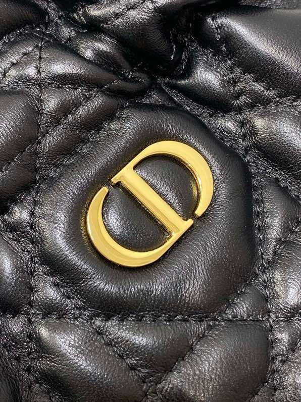 Сумка кожаная Miss Caro 16 см фото 3