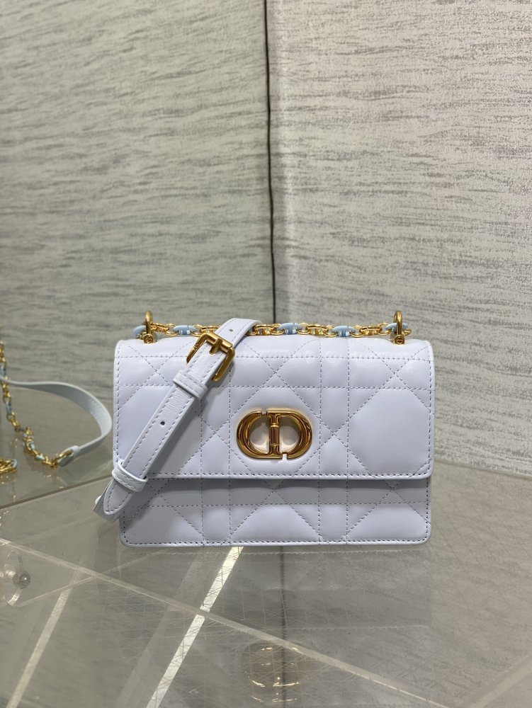 Сумка шкіряна Miss Caro 17 см