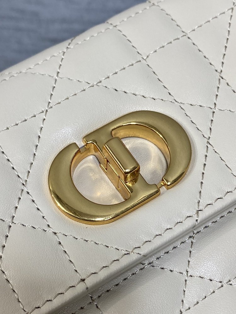 Сумка шкіряна Miss Caro 17 см фото 3