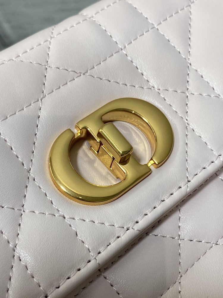 Сумка шкіряна Miss Caro 17 см фото 3