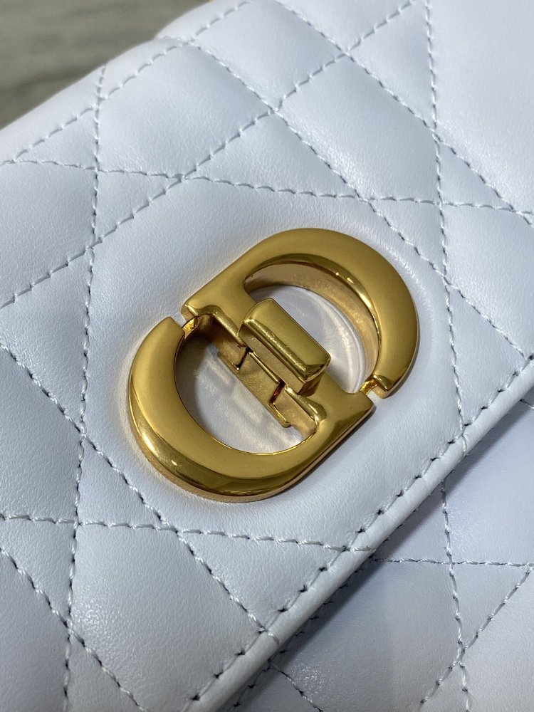 Сумка шкіряна Miss Caro 17 см фото 3