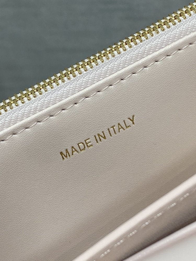 Сумка шкіряна Miss Caro 17 см фото 9