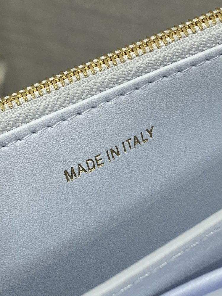 Сумка шкіряна Miss Caro 17 см фото 9