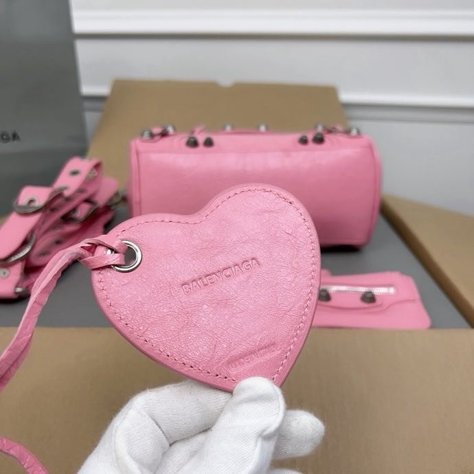 Сумка кожаная Neo Cagole 20 см фото 3