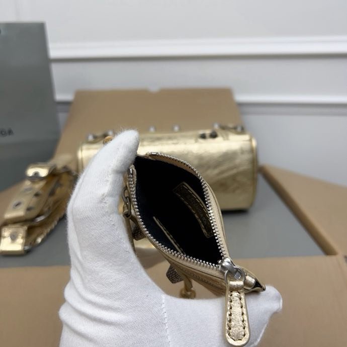 Сумка кожаная Neo Cagole 20 см фото 3