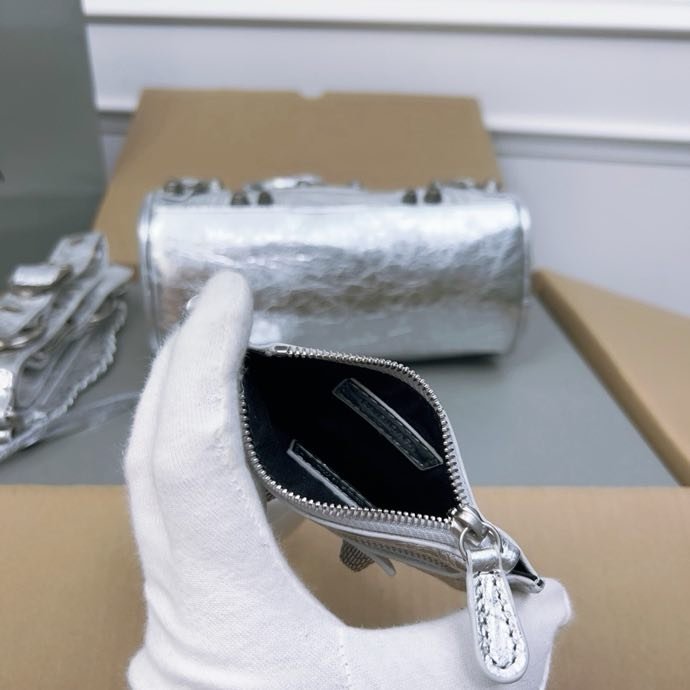 Сумка кожаная Neo Cagole 20 см фото 4