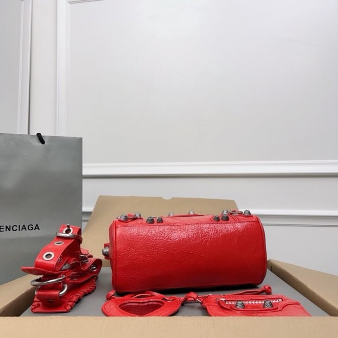 Сумка кожаная Neo Cagole 20 см фото 5