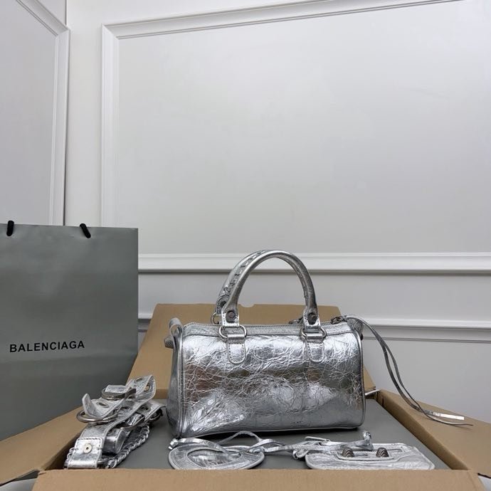 Сумка кожаная Neo Cagole 20 см фото 5