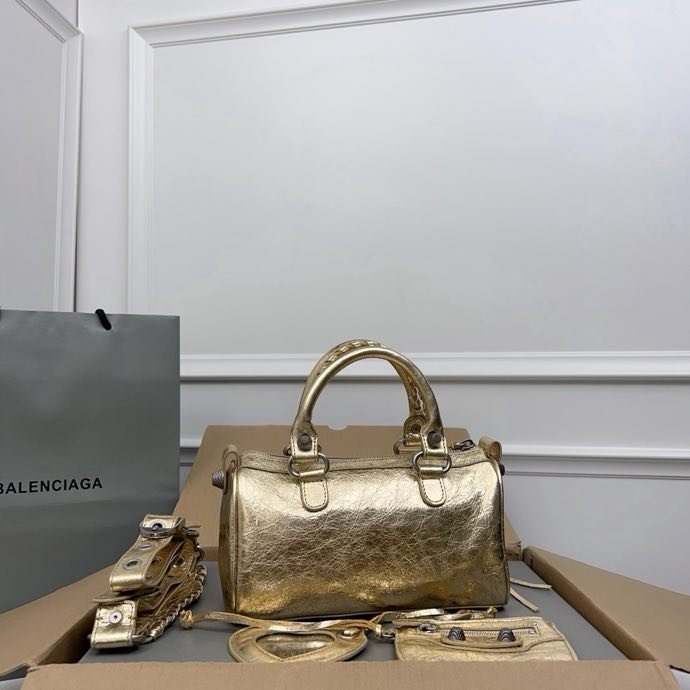 Сумка кожаная Neo Cagole 20 см фото 5