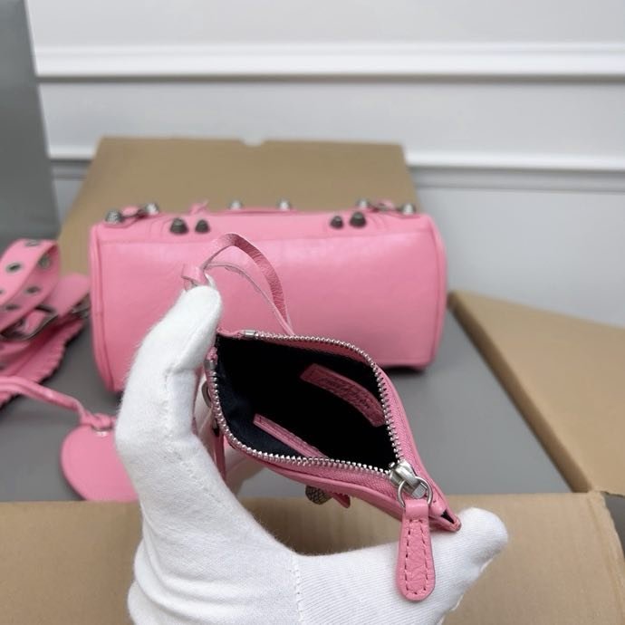 Сумка кожаная Neo Cagole 20 см фото 6