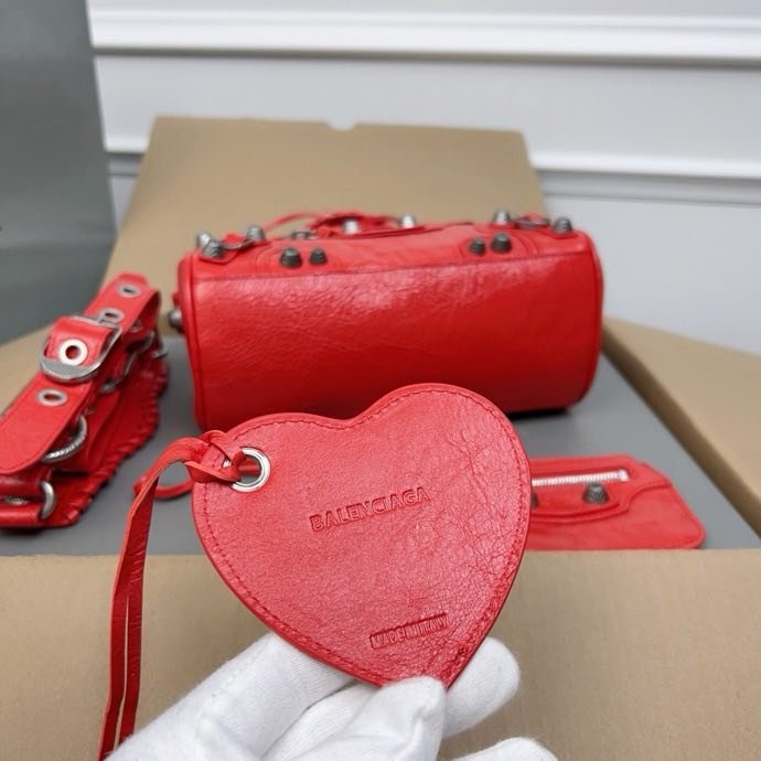 Сумка кожаная Neo Cagole 20 см фото 7