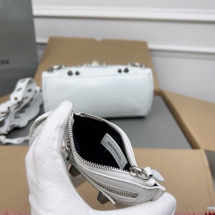 Сумка кожаная Neo Cagole 20 см фото 9