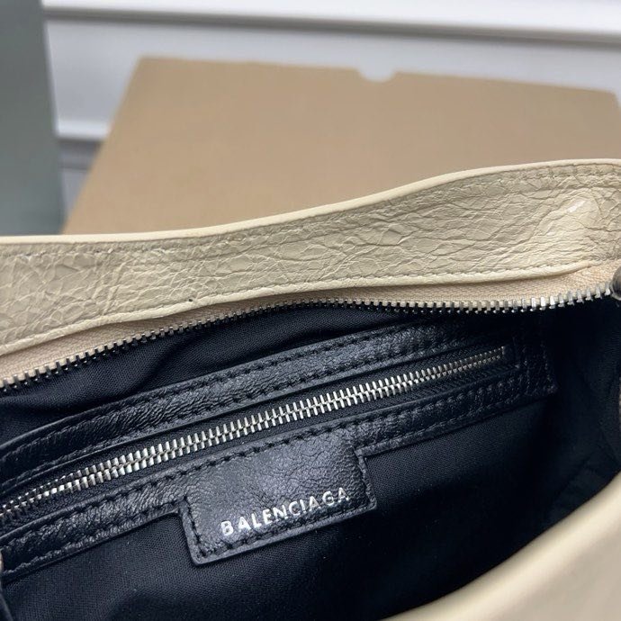 Сумка кожаная Neo Cagole 24 см фото 9