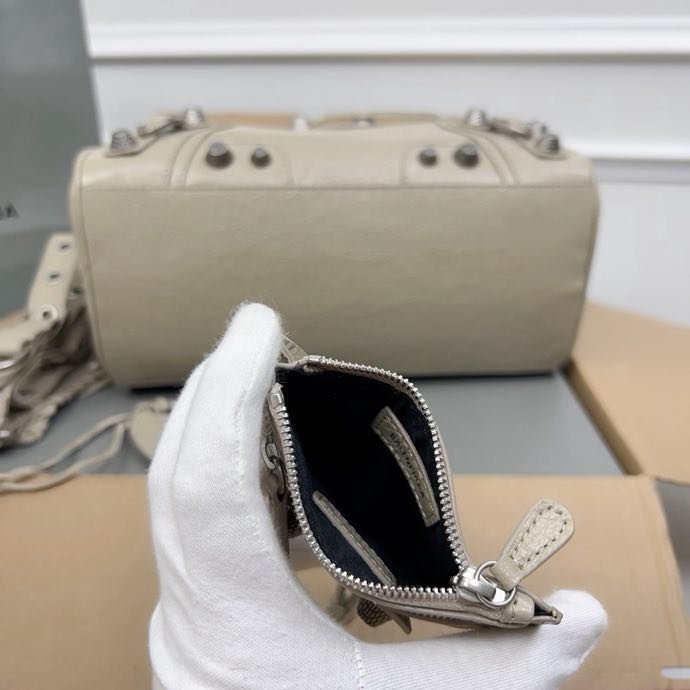 Сумка кожаная Neo Cagole 30 см фото 7