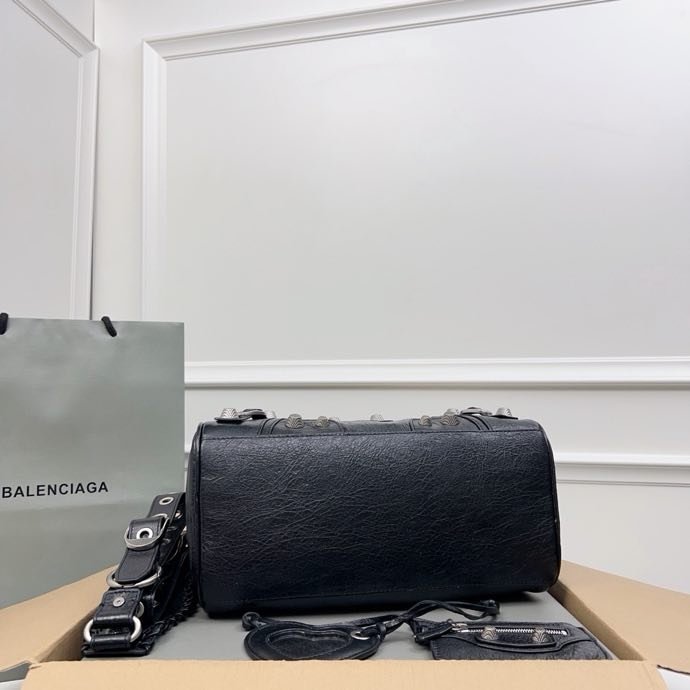 Сумка кожаная Neo Cagole 30 см фото 9