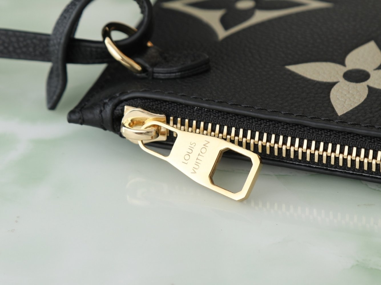 Сумка кожаная Neverfull Medium 31 см фото 7