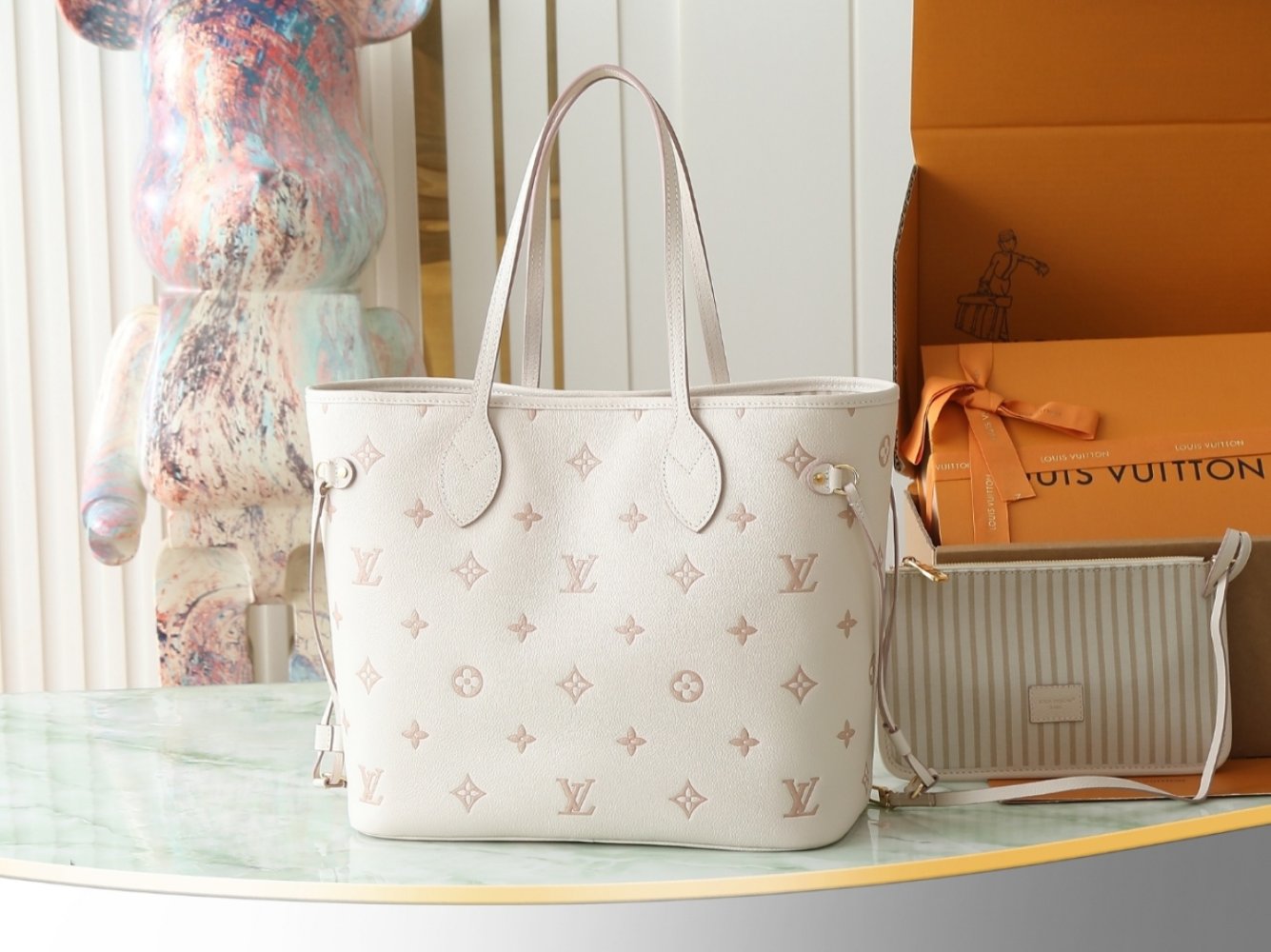 Сумка кожаная Neverfull MM 32 см фото 3