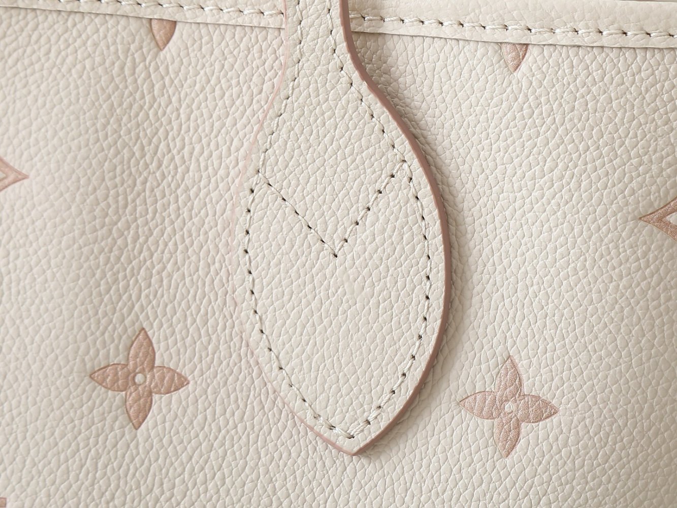 Сумка кожаная Neverfull MM 32 см фото 5