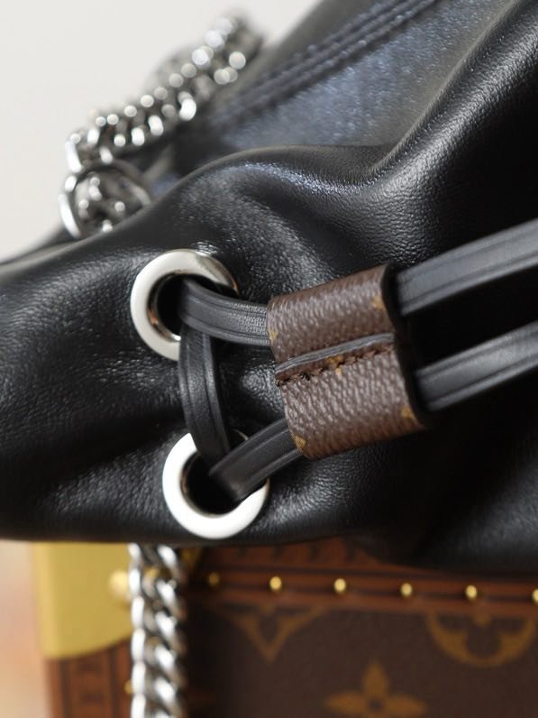 Сумка кожаная Off Duty Medium фото 6