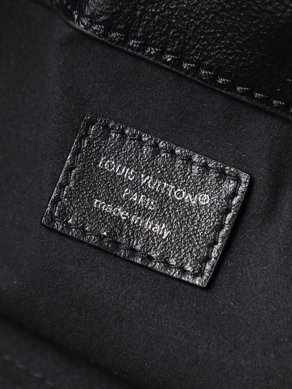 Сумка кожаная Off Duty Medium фото 9