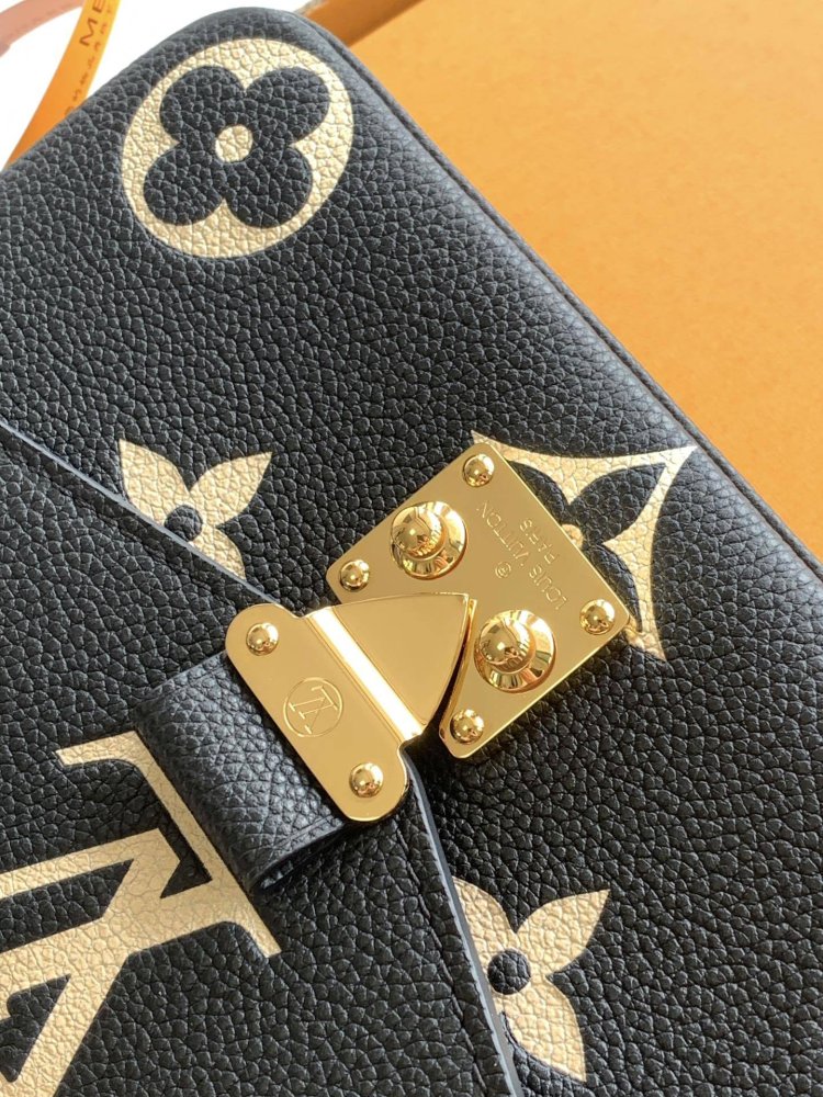 Сумка кожаная Pochette Metis East West 21 см фото 5